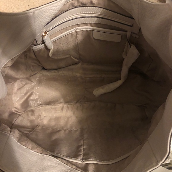 COPY - Michael Kors Fulton Large Shoulder Bag NWT - Picture 5 of 8